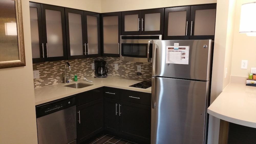 Staybridge Suites Merrillville By Ihg Bagian luar foto