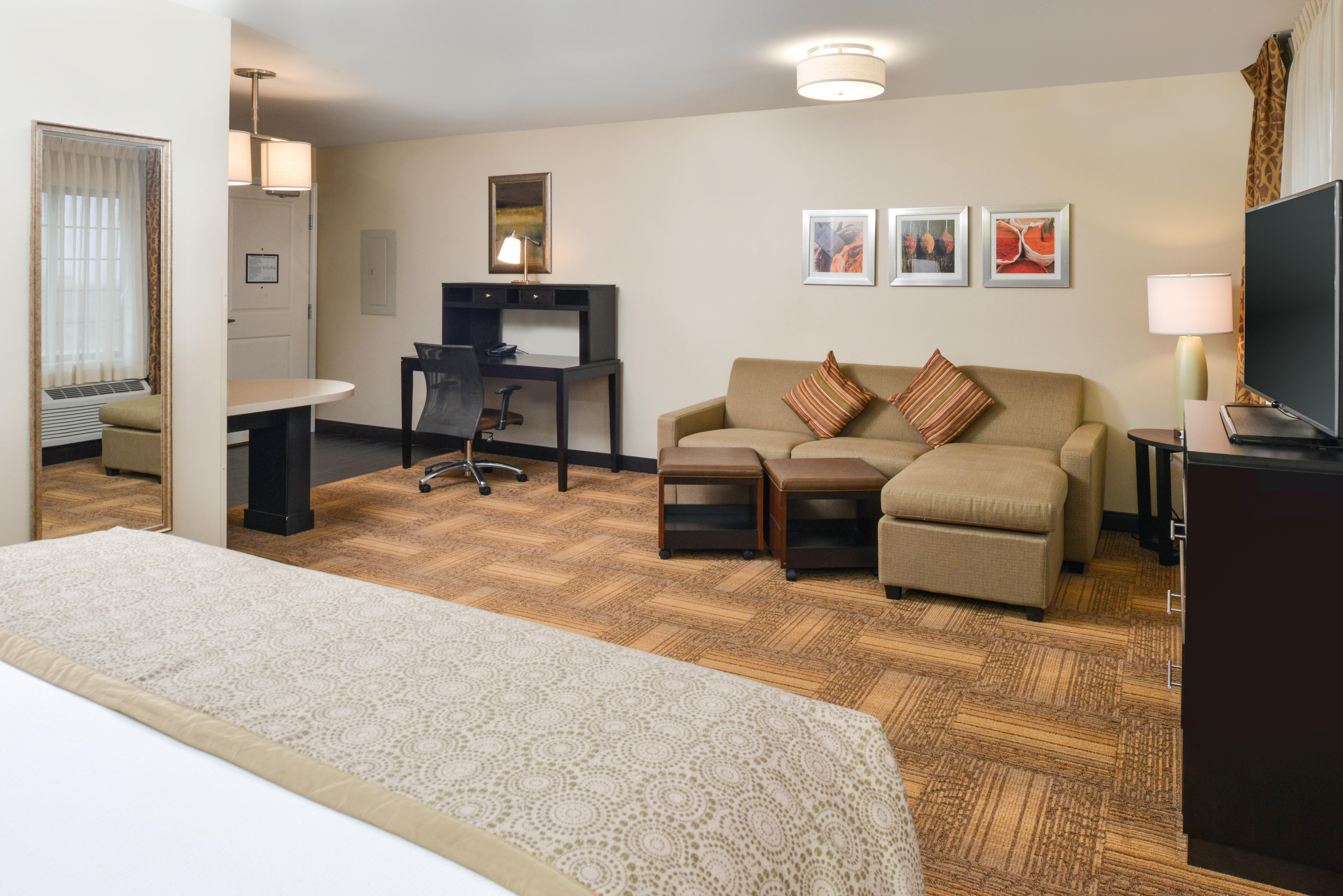 Staybridge Suites Merrillville By Ihg Bagian luar foto