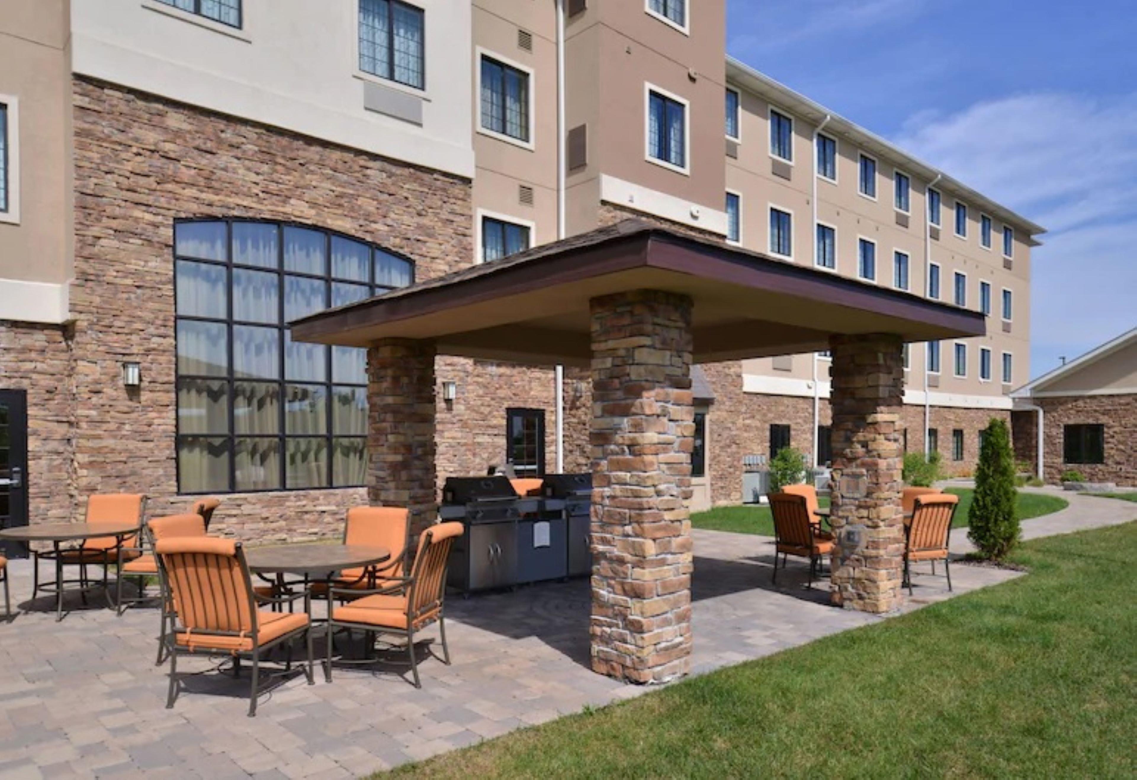 Staybridge Suites Merrillville By Ihg Bagian luar foto