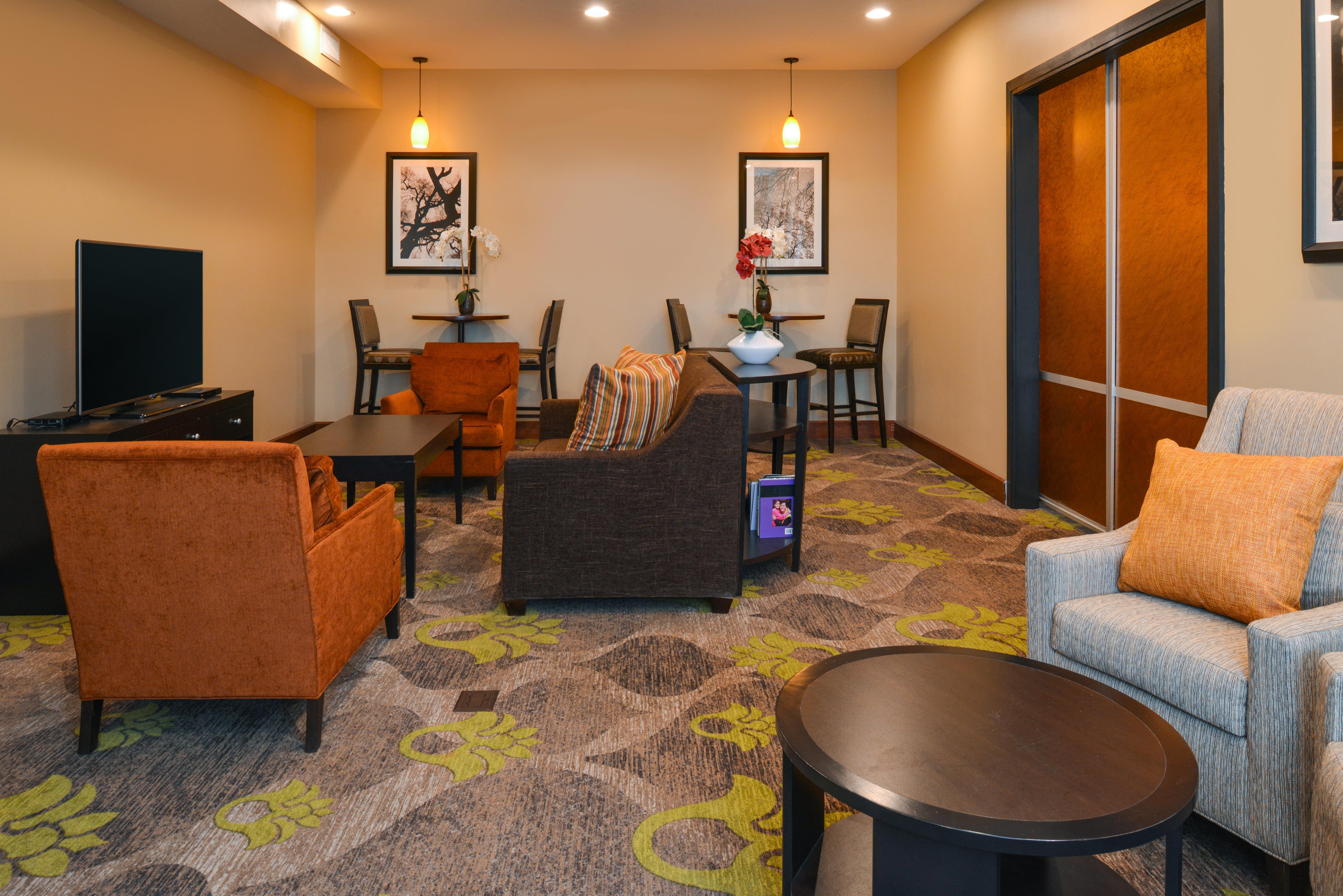 Staybridge Suites Merrillville By Ihg Bagian luar foto